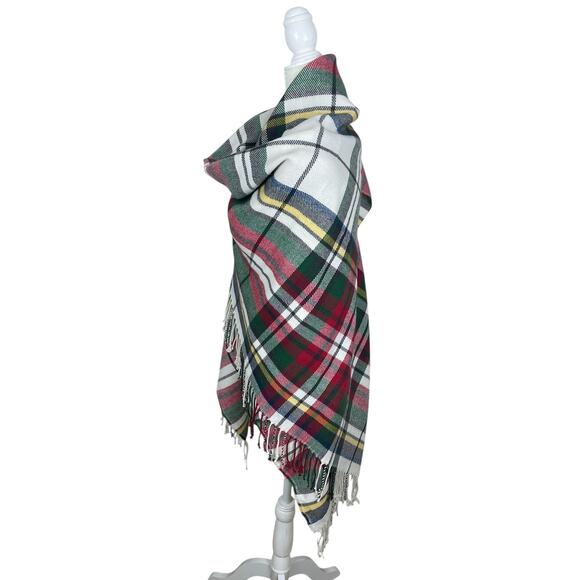 Pottery Barn Denver Plaid Scarf Shawl Fringe Size 50x60 Cozy Classic Timeless - Picture 4 of 9